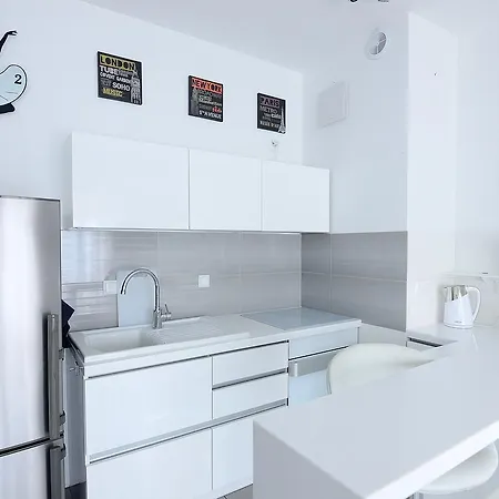 Victus Apartamenty, Cadena 3 דירה